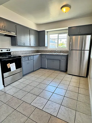 1740 Freeman Ave. Photo 1