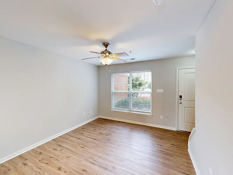 Gayton Pointe Townhomes — Photo 29
