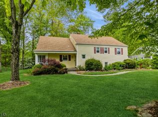 75 Chimney Ridge Dr, Morristown, NJ 07960