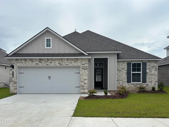 118 Belle Lake Dr, Lafayette, LA 70506