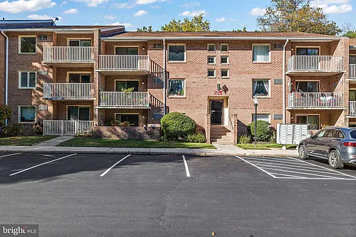200 Campbell Cir #E-14 Photo 1