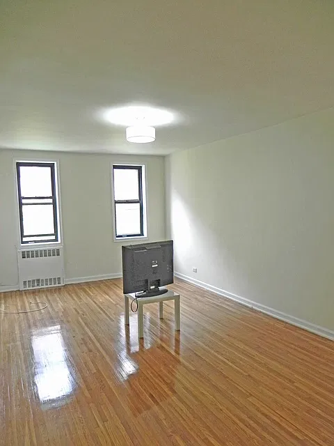 1 bed, $2,200 — Photo 2