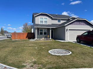 6417 Pacific Pines Dr, Pasco, WA 99301