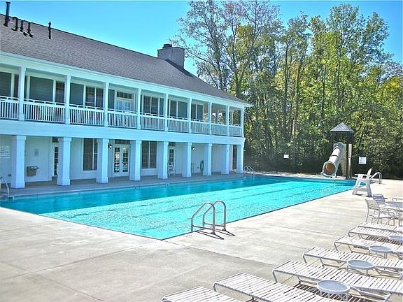 Lochaven Pool with Tube Slide