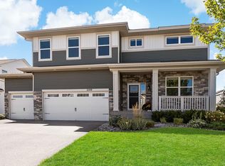 2140 Windermere Cir, Shakopee, MN 55379