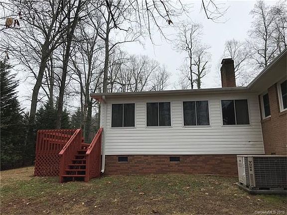 4th image of 232 Lakeview Dr