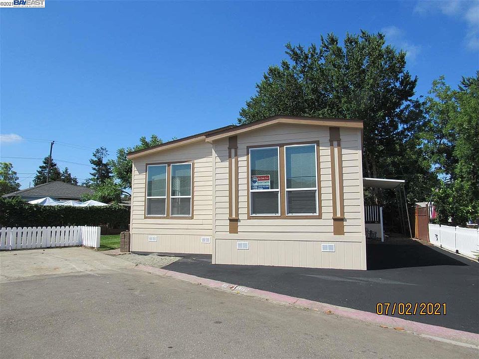 1st image of 28999 Mercury St #104