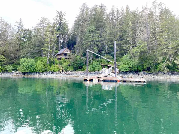 8 Middle Is, Sitka, AK 99835