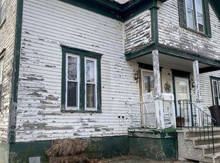 5 Oak St #1 & 2, Skowhegan, ME 04976