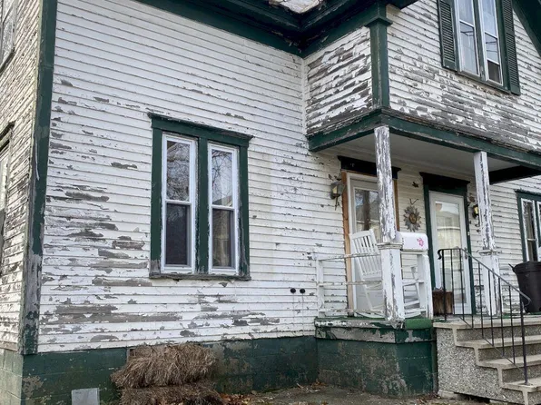 5 Oak Street #1 & 2, Skowhegan, ME 04976