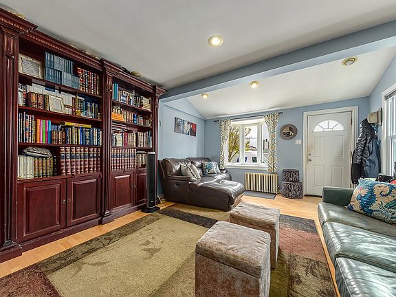 3rd image of 3514 Avenue P