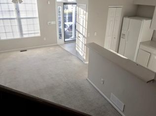 90 Green Ml, Blacklick, OH 43004
