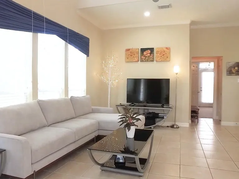 2714 Windy Thicket Ln — Photo 1