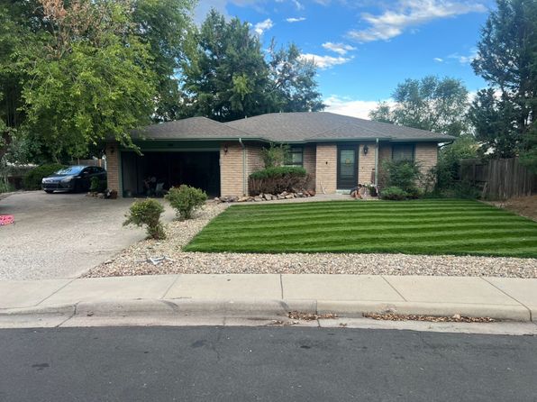 744 Dexter Dr