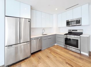 4210 27th St #3F, Long Island City, NY 11101