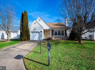 405 Paradise Rd, Williamstown, NJ 08094