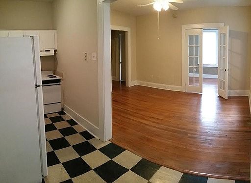 4th image of 1914 W Dekle Ave APT 04