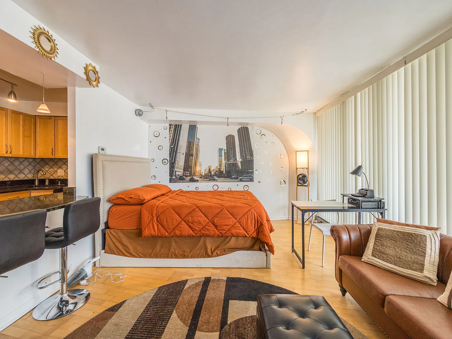 Studio, 500 sqft, $2,200 — Photo 4