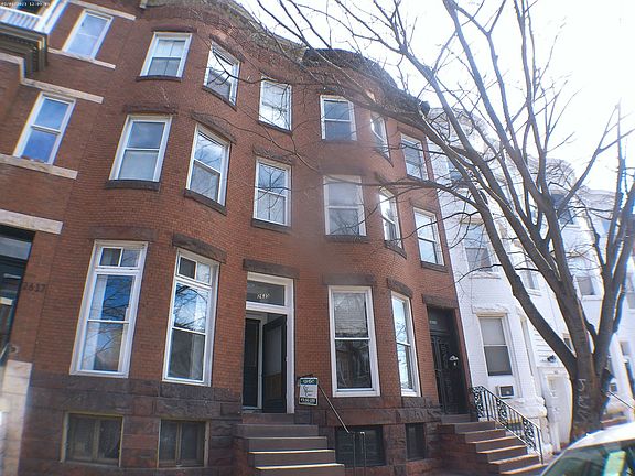 4th image of 2635 N Charles St Unit 1