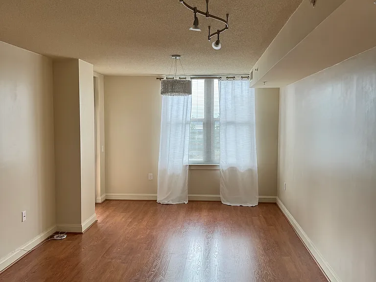 11760 Sunrise Valley Dr #712 — Photo 9