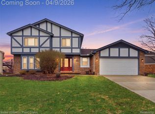 25845 Buckminster Dr, Novi, MI