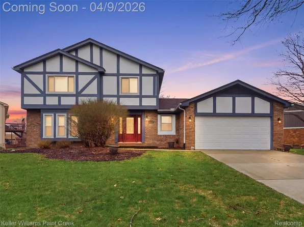 25845 Buckminster Dr, Novi, MI 48375