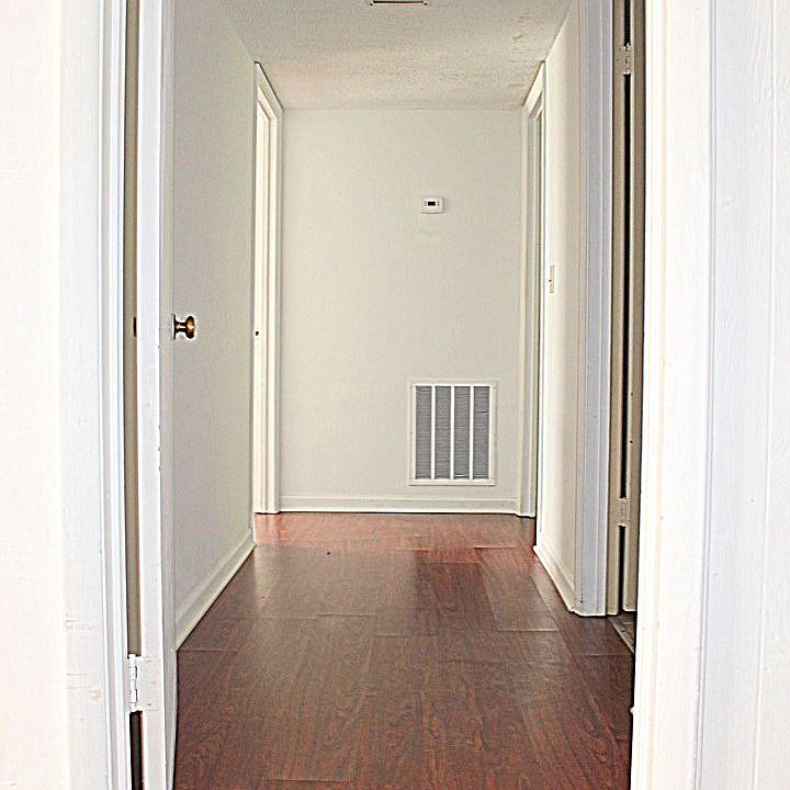 1st image of 376 Ryder Ave APT A3