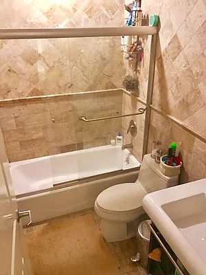 Rented by Voro, LLC | media 14