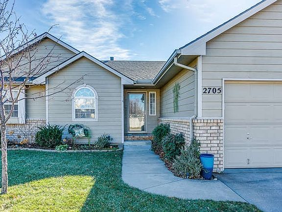 3rd image of 2705 N Stoney Point Ct
