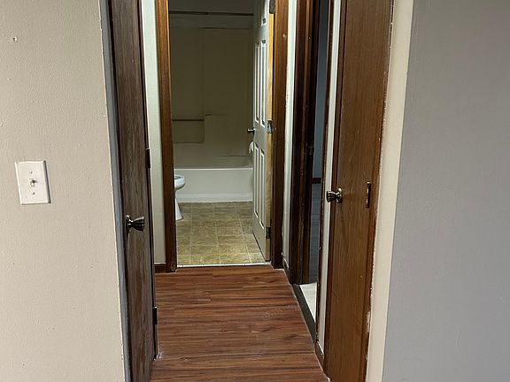 5th image of 1211 Redbluff Dr #1