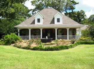 32295 Keila Dr, Springfield, LA 70462