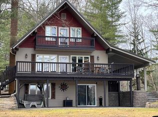 4880 Queens Cir, Gladwin, MI 48624