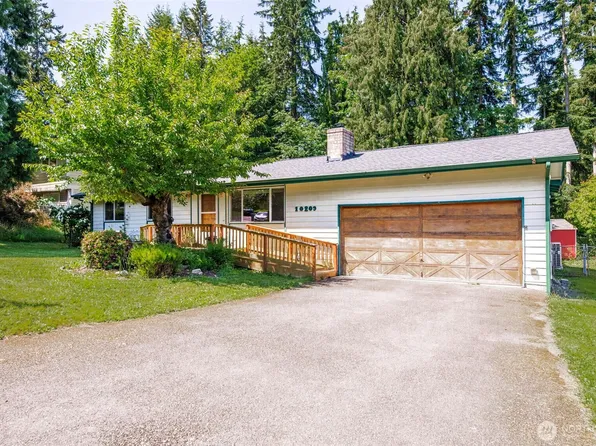 10209 38th Place SE, Lake Stevens, WA 98258