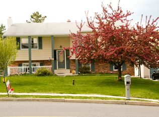 221 Sweinhart Rd, Boyertown, PA 19512