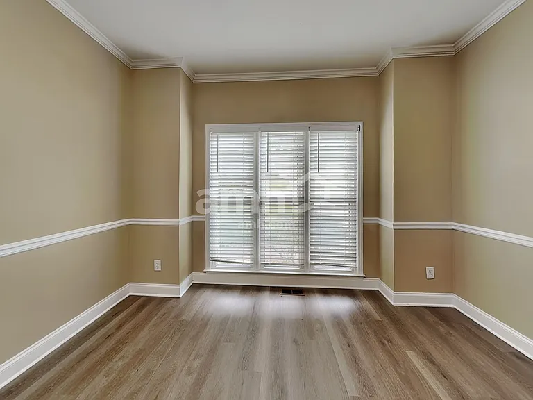 6105 Braidwood Ct — Photo 5