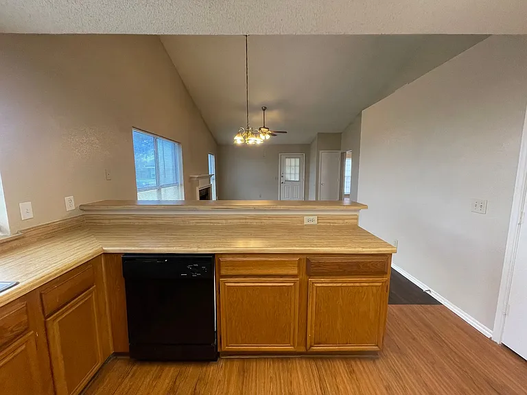 7614 Cousteau Dr — Photo 8