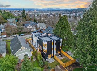 4009 Corliss Ave N #B, Seattle, WA