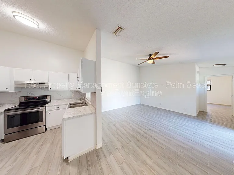 13789 Bottlebrush Ct #B — Photo 8