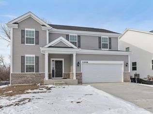31998 Savannah Dr, Lakemoor, IL 60051