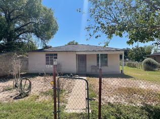 605 E 10th St, Del Rio, TX 78840