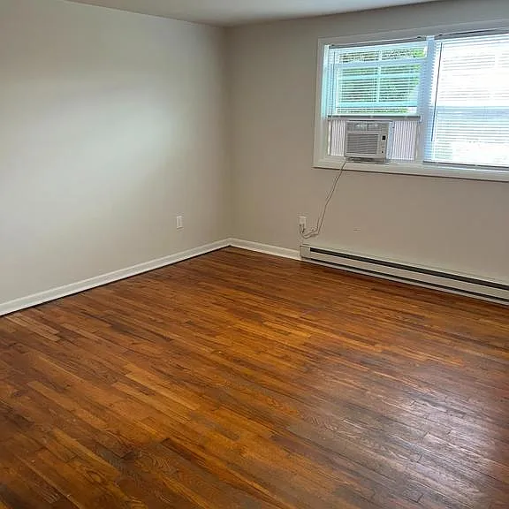 156 Tower Cir #2 — Photo 5