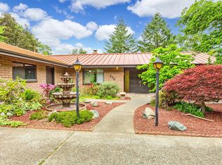 270 Smokey Ln, Grants Pass, OR 97527