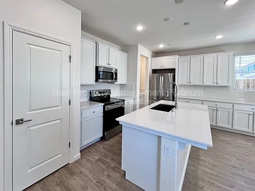 6596 E Cresthaven Dr Photo 1 6596 E Cresthaven Dr Photo 1