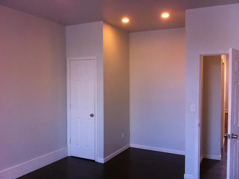 131 N Front St #A — Photo 7