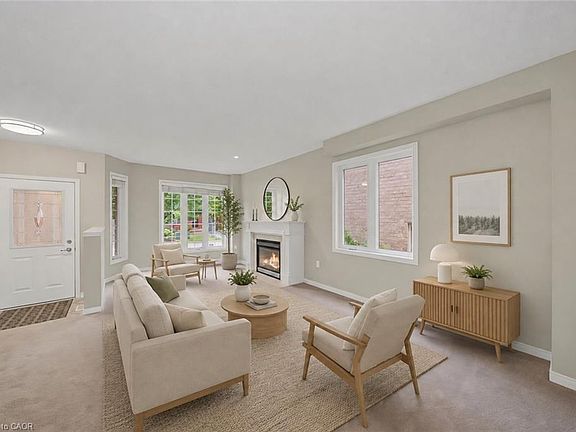 3rd image of 562 Delphine Dr