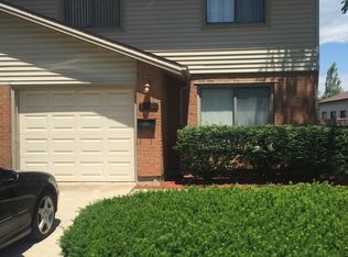 18580 Meadow Ln, Hazel Crest, IL 60429