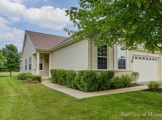 1576 Mansfield Dr, Aurora, IL 60502