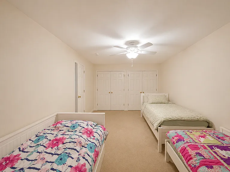 53 Stonington Cir — Photo 11