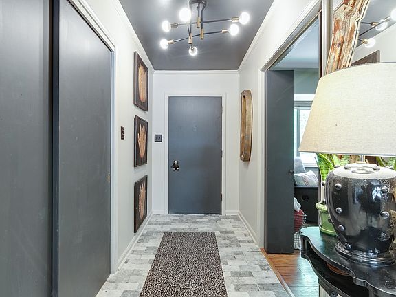 3rd image of 2522 Juneway Dr