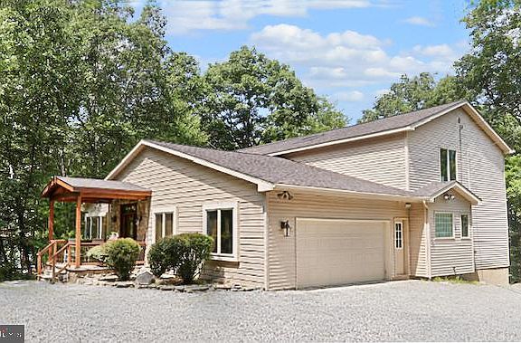 2nd image of 133 Corral Ln